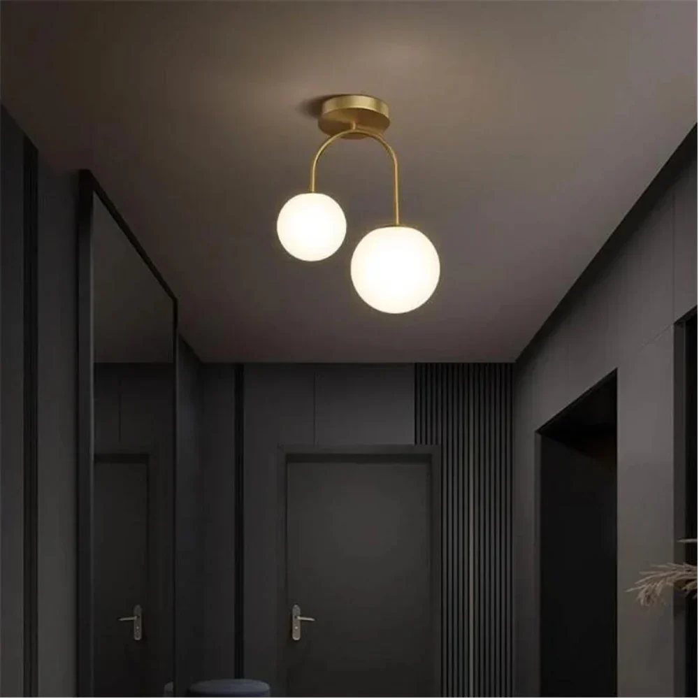 Urban Light Ceiling Lamp – Modern and Elegant Design