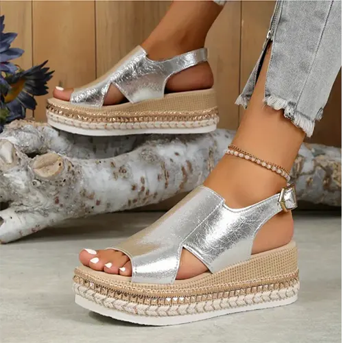 Elegante Plateausandalen für Damen