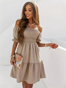 Elegant enskuldret minikjole