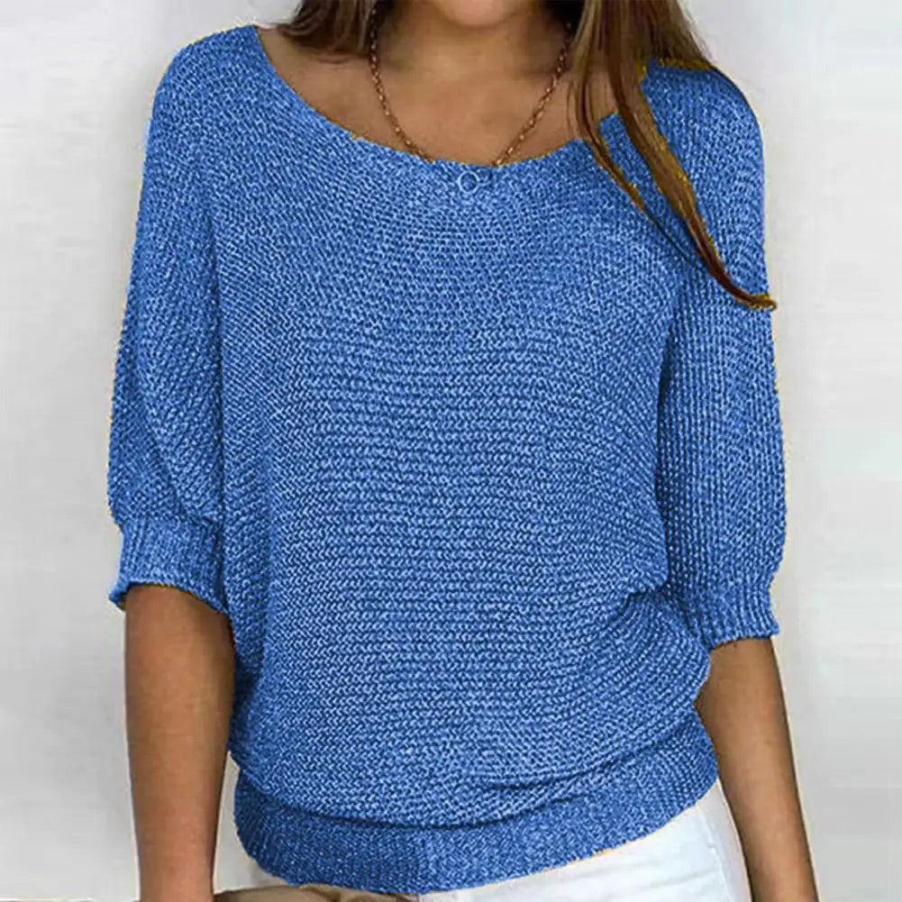 Noami – Warm Knitted Jumper with Butterfly Sleeves and Round Neck
