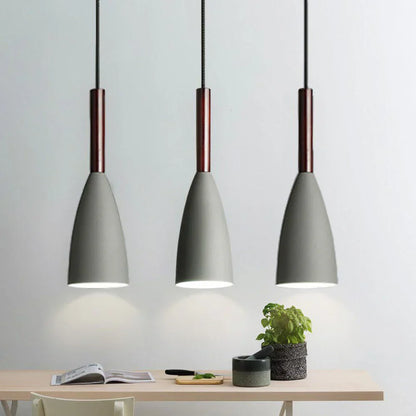 Skandinávské minimalistické železné závěsné svítidlo