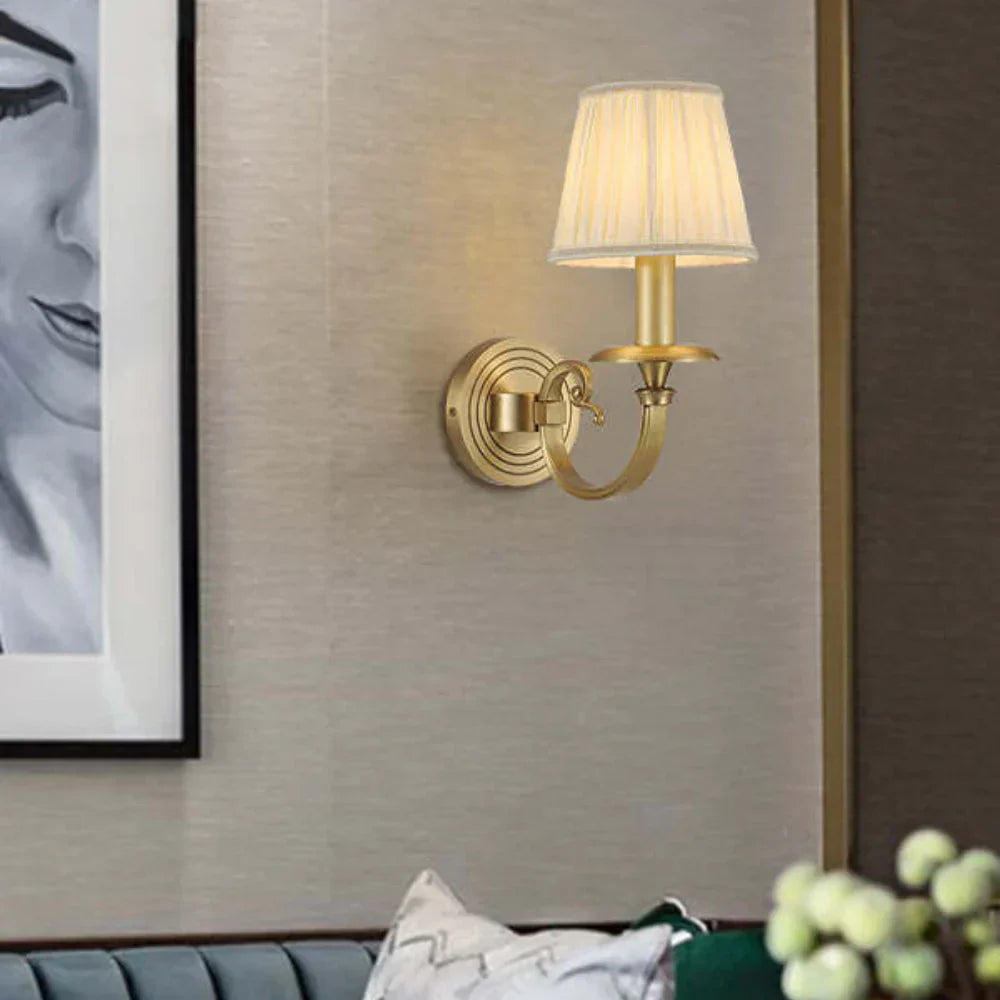Alessio Retro Candle Holder – Timeless Elegance