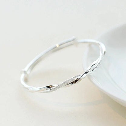 Twisted Silver Bracelet - Carrie