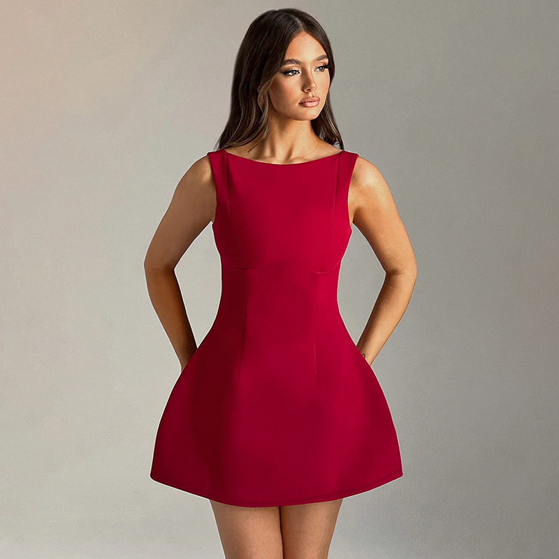 Summer Dress with Open Back - Comfortable and Stylish