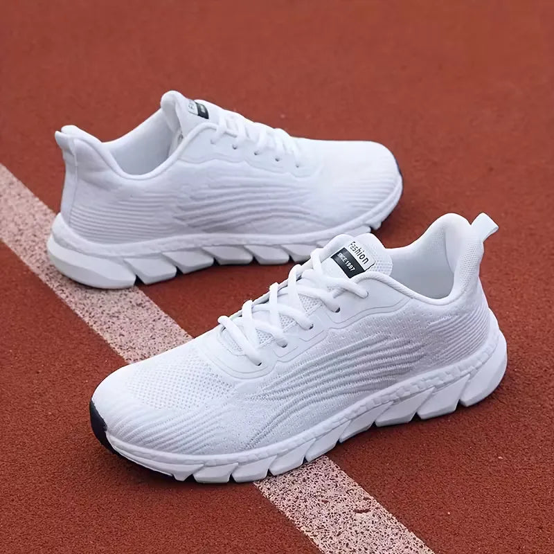Low sneaker with mesh upper