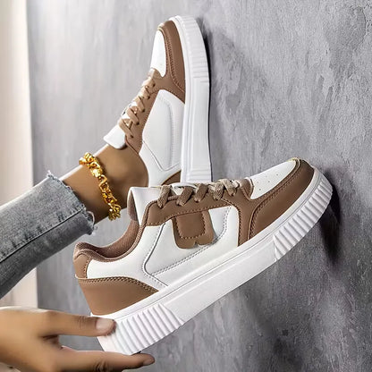 Platform sneakers with colour block design