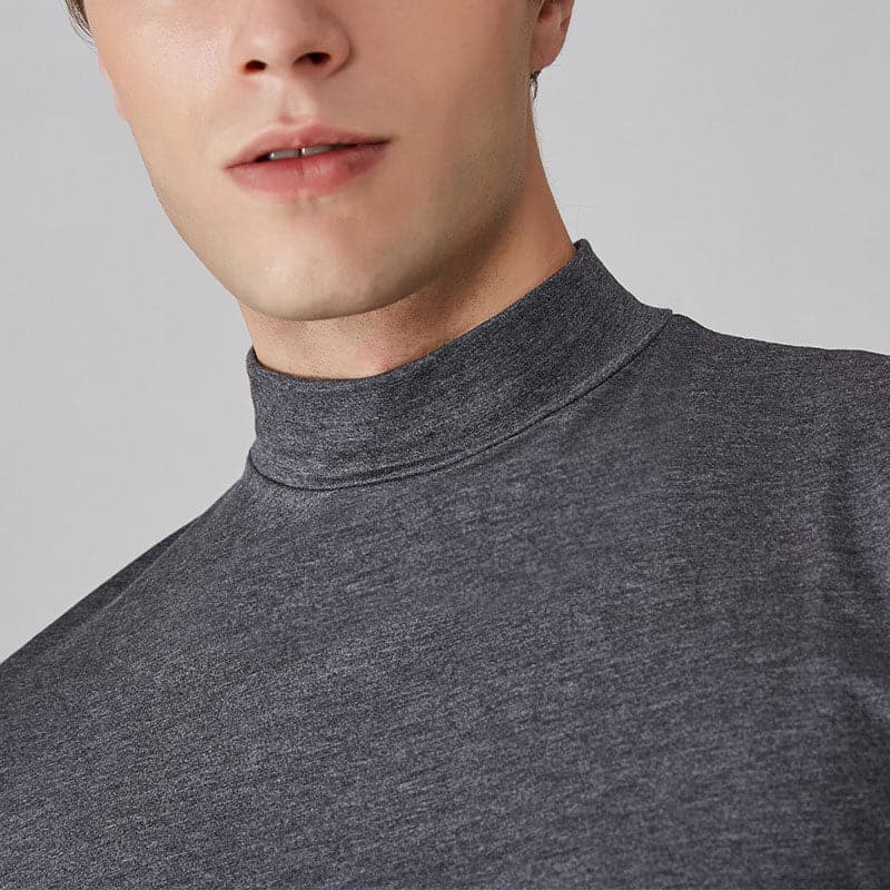 Herren-T-Shirt in Slim Fit mit hohem Kragen und modernem Schnitt