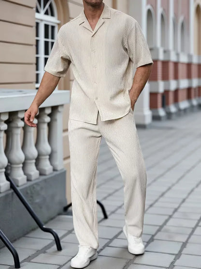 Ensemble de vêtements d'été avec col en V