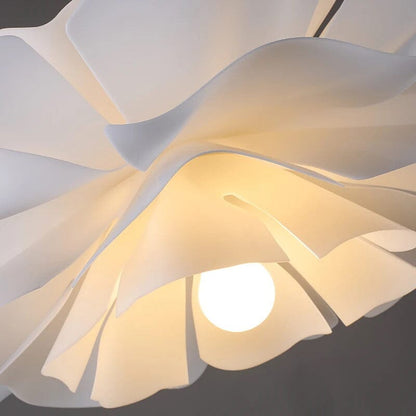 Cloud Flower Pendant Lamp – Timeless Elegance for Your Interior