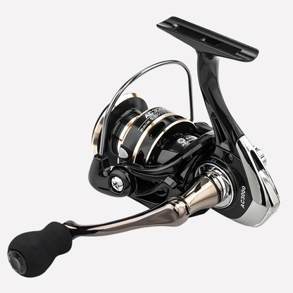 Spinning Reel for Saltwater and Freshwater Use