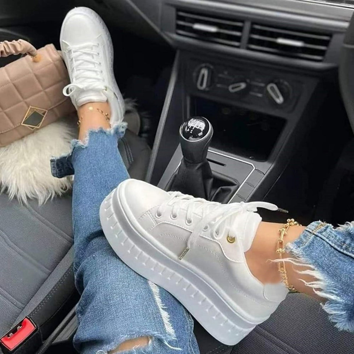 Sneakers met laag plateau en dikke zool voor dames