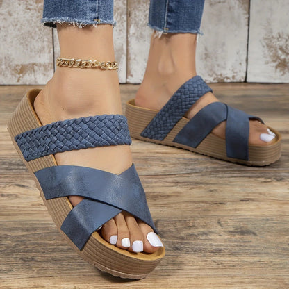 Women's Sandals with Good Footbed - Ary