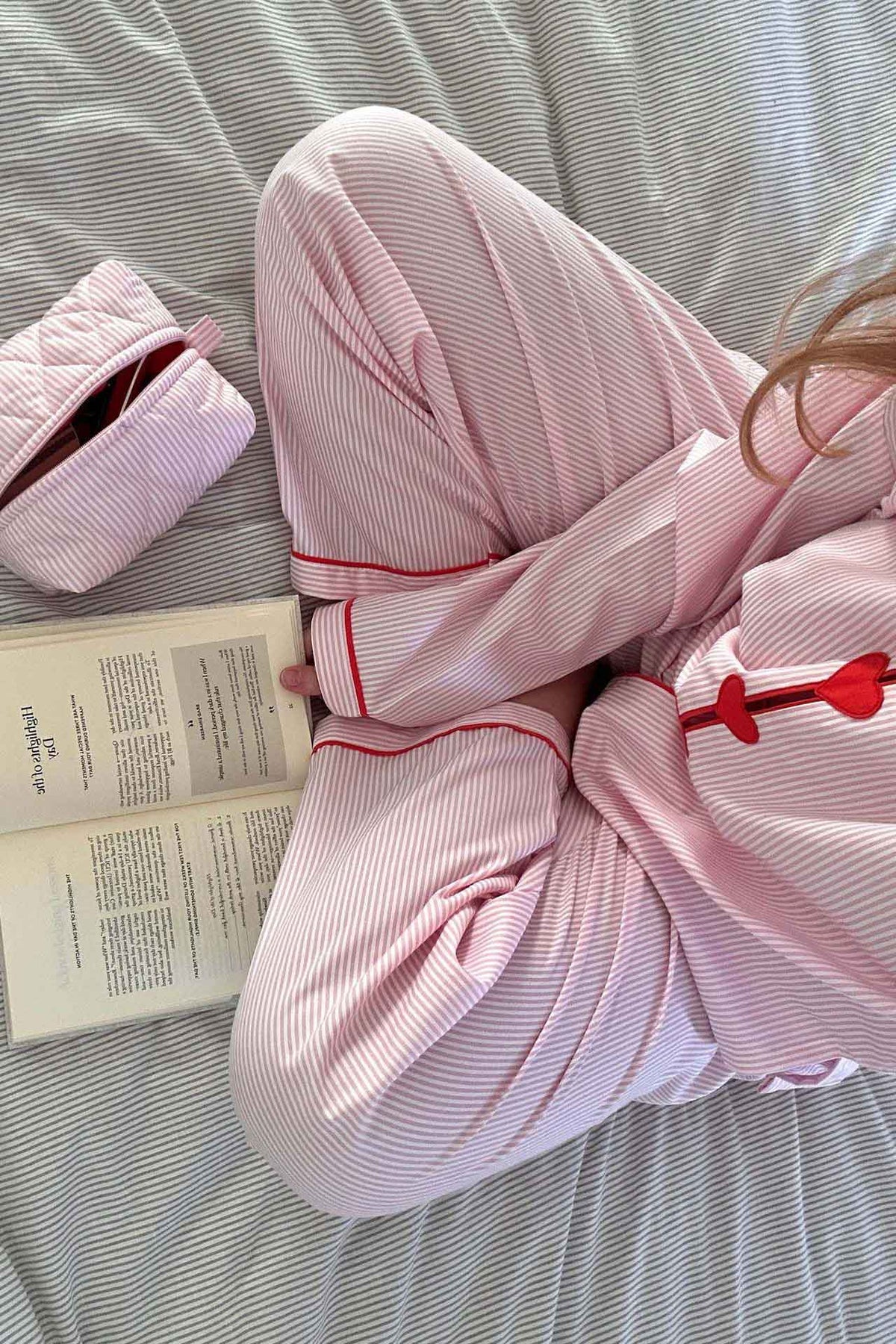 Comfortable Ladies' Pyjama Set Two-Piece with Hearts Buttons