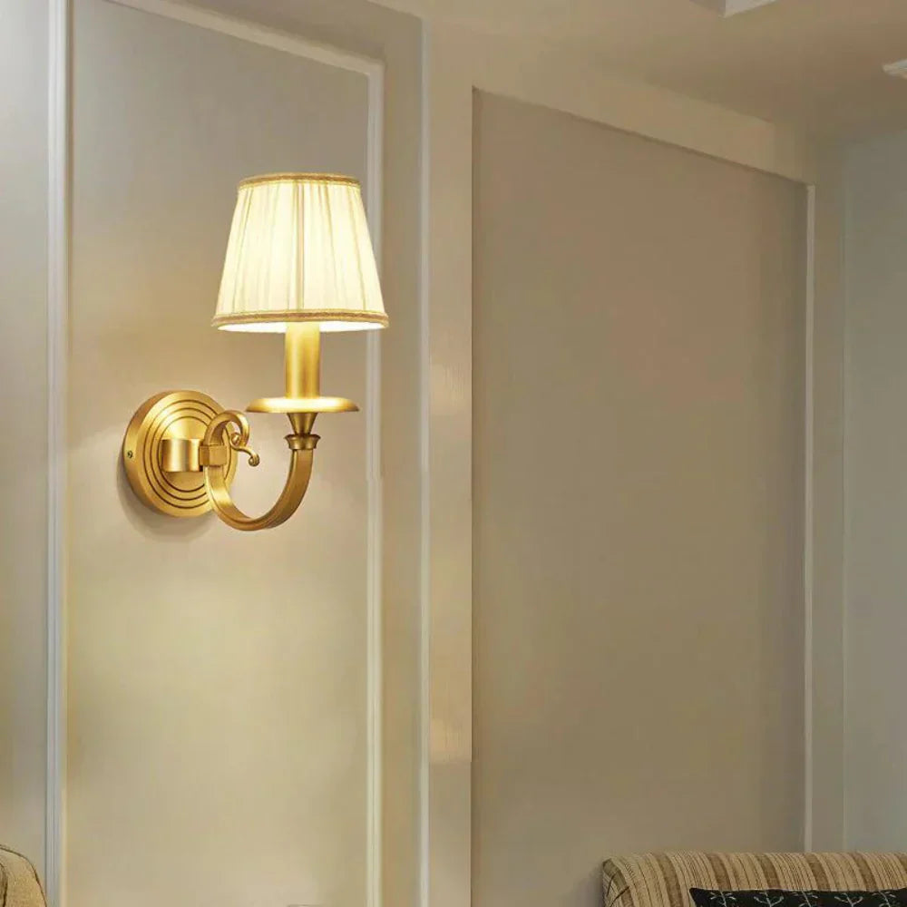 Alessio Retro Candle Holder – Timeless Elegance