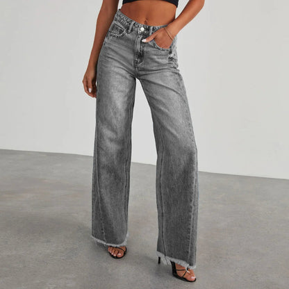 Niva – Loose Fit Jeans with Frayed Hem