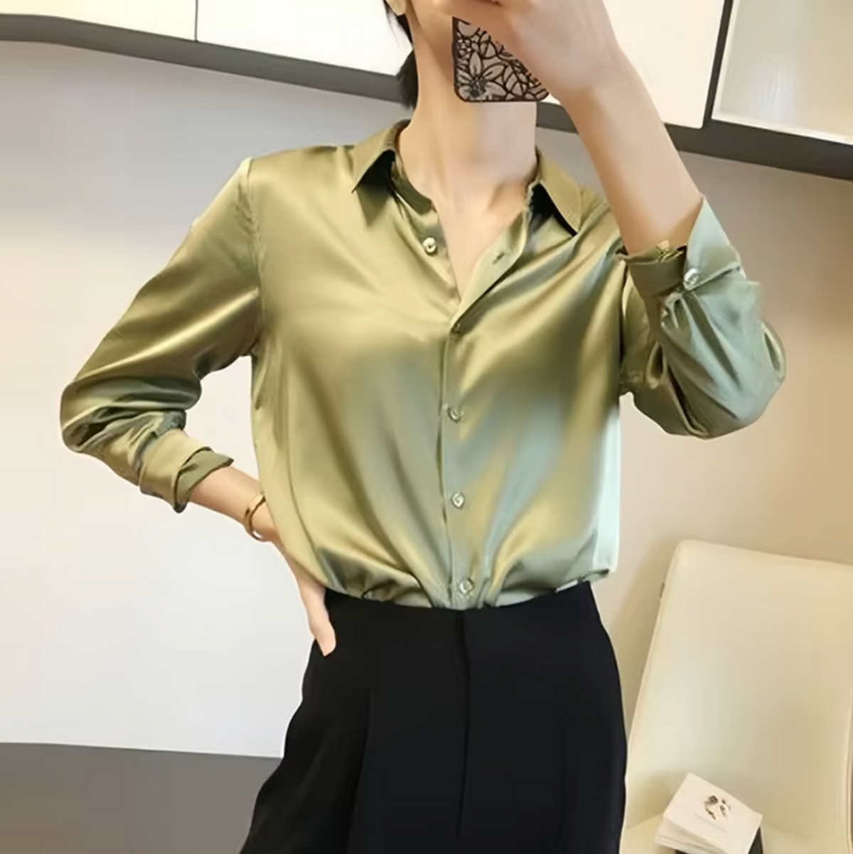 Women's Chic Long Sleeve Blouse for an Elegant Fit