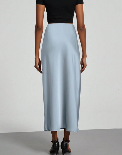 Elegant Satin Look Midi Skirt With High Waist and Fluid Fall