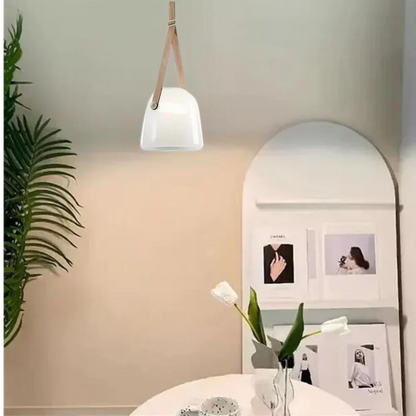 Elegante Pendelleuchte Radiance aus Glas und Metall