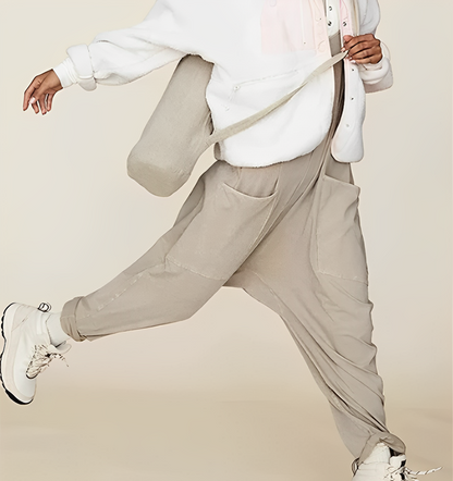 Loose jumpsuit with front pockets - Everly