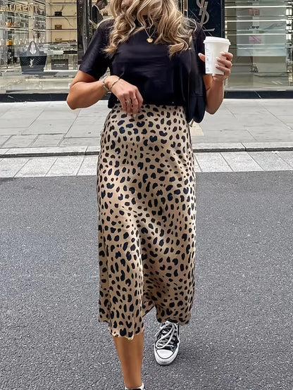 Jupe en satin avec imprimé léopard