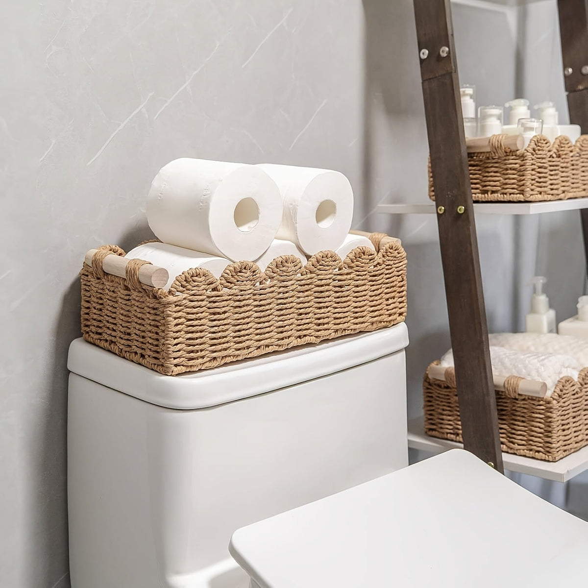 Cesta de almacenamiento tejida de estilo bohemio con borde en forma de abanico – Decorativa y práctica para cualquier interior
