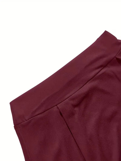 High-waisted slim fit shorts
