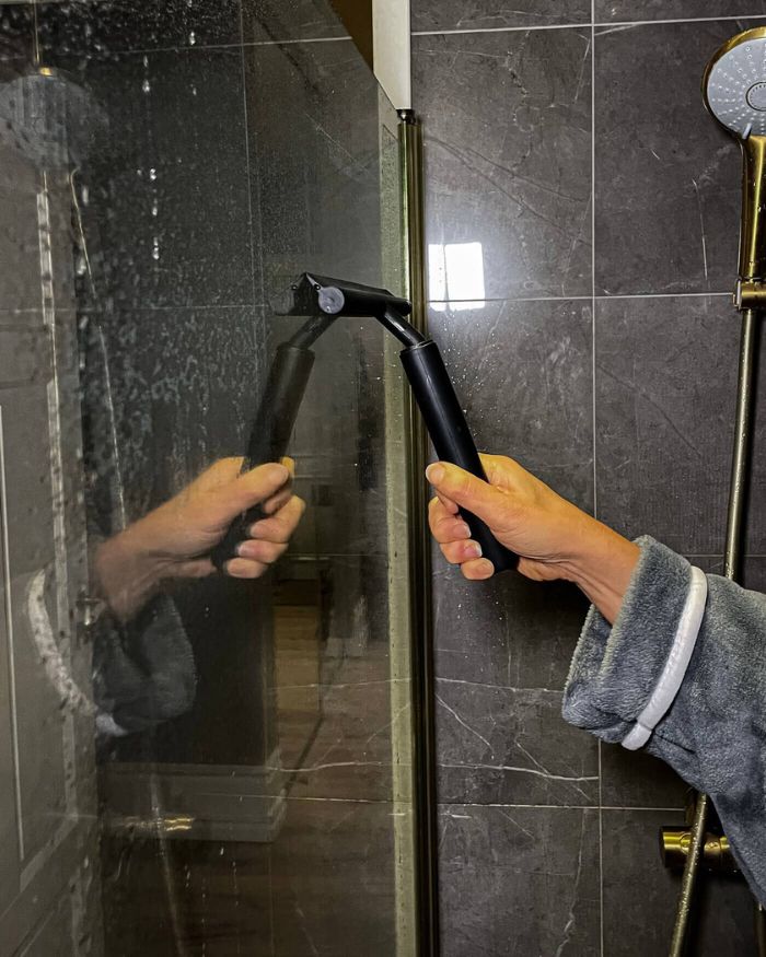 Teleskopická stěrka do sprchy s výsuvnou rukojetí – na stěny a podlahy