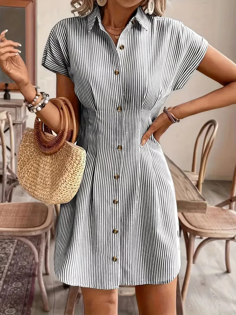 Robe chemise à manches courtes