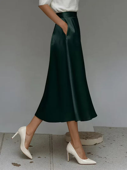Jupe midi en satin à taille haute