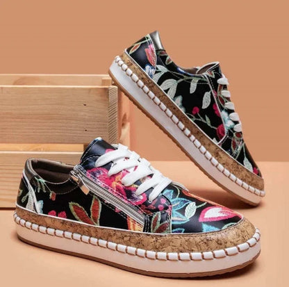 Quilla – Floral Ladies Sneakers
