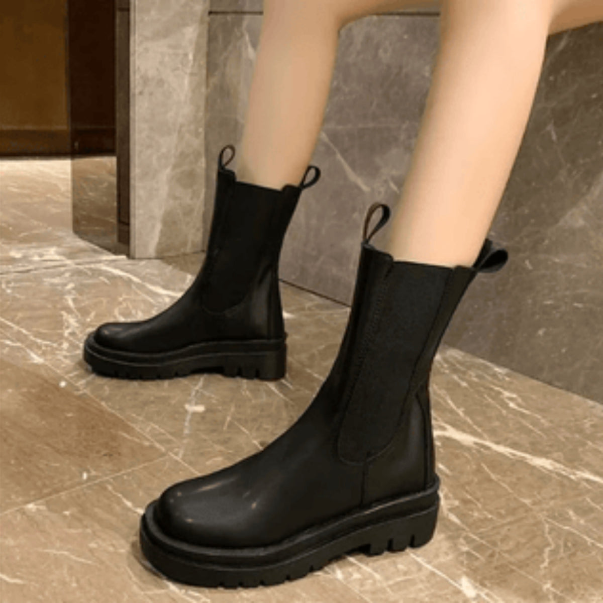 Ladies' Modern Chelsea Boots with Non-Slip Profile Sole
