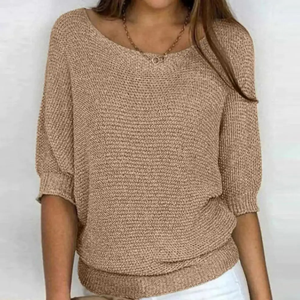 Noami – Warm Knitted Jumper with Butterfly Sleeves and Round Neck