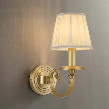 Alessio Retro Candle Holder – Timeless Elegance
