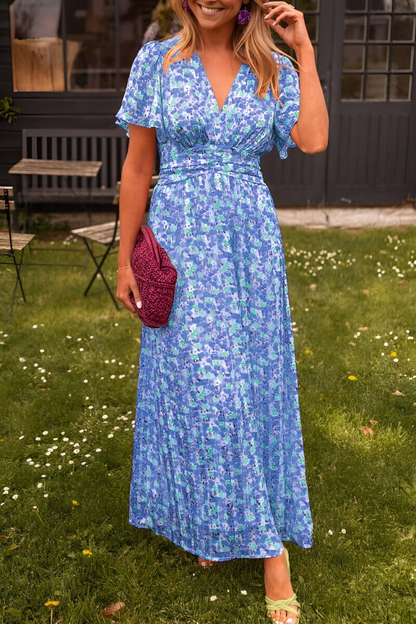 Abito lungo con scollo a V e stampa floreale, per un elegante look estivo