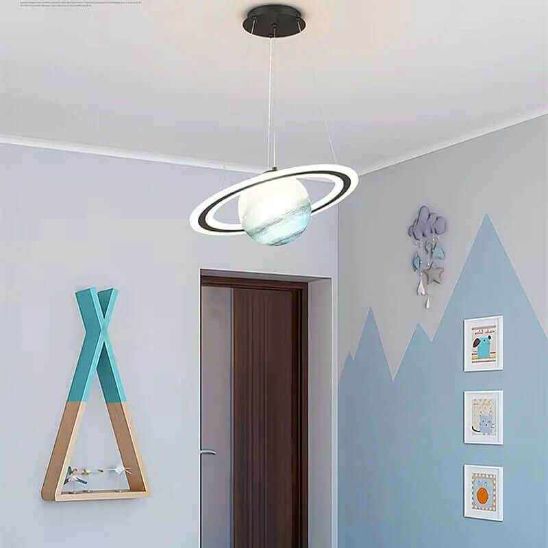 Lámpara colgante LED para habitación infantil con diseño de planetas – Ambiente mágico
