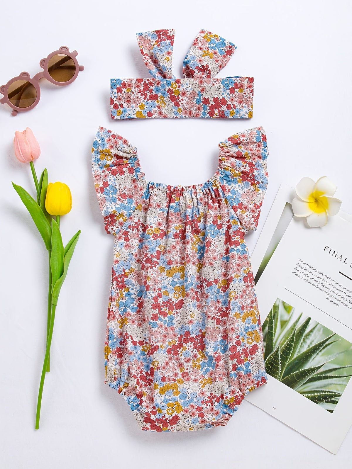 Baby romper with floral pattern – Soft cotton and comfortable
