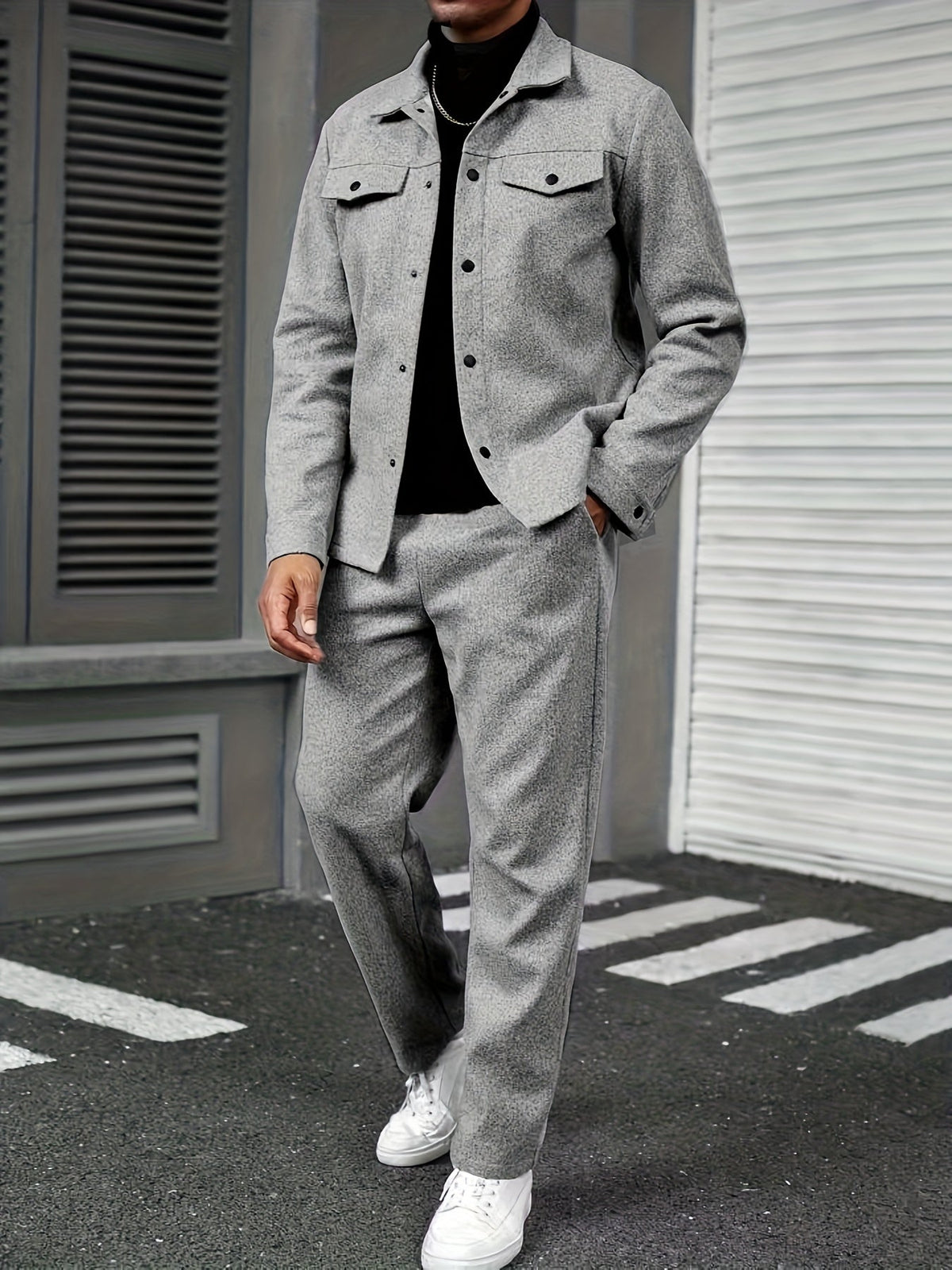 Modern Two-Piece Men's Set – Comfort and Casual Elegance
