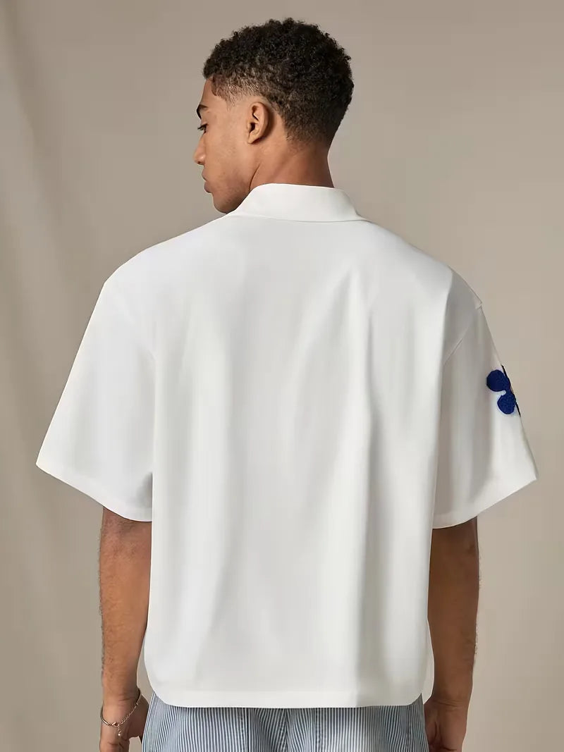 Chemise à manches courtes avec fleurs