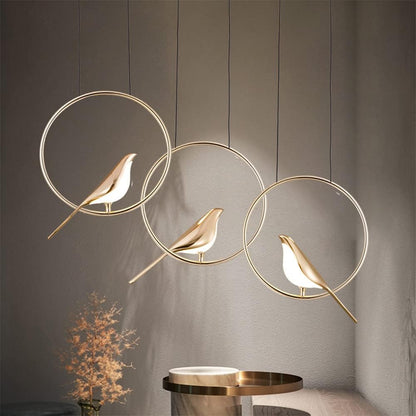Lámpara colgante SkyLight con anillos de pájaros – Diseño único y alegre
