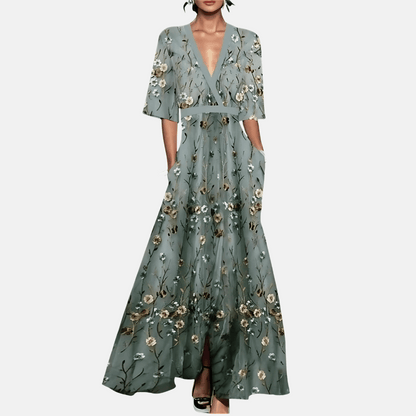 Maxi dress with floral print for women