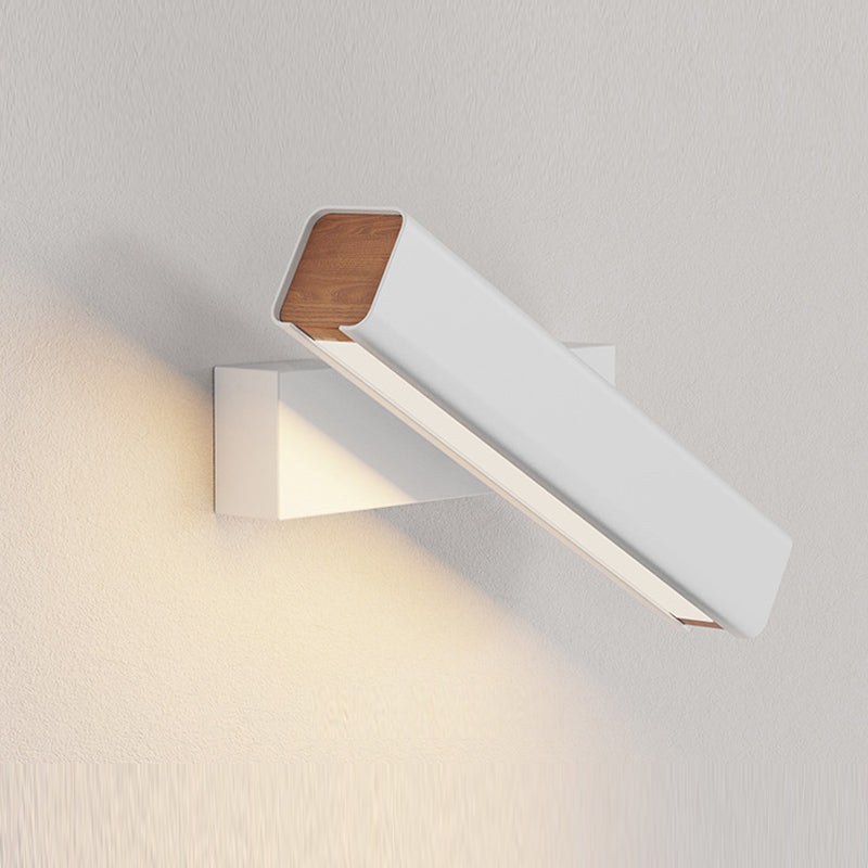 Modern LED Wall Lamp of Wood and Metal