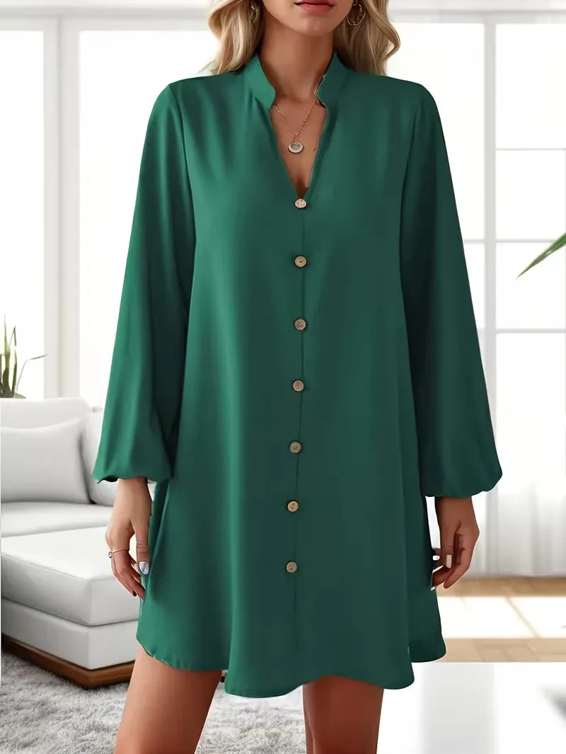 Robe chemise avec col en V et manches longues