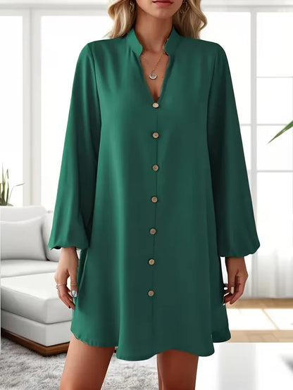 Robe chemise avec col en V et manches longues