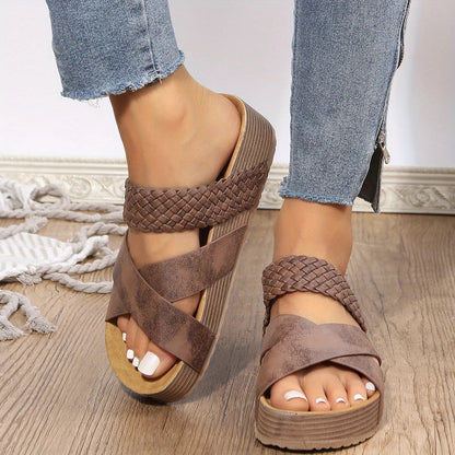 Women's Sandals with Good Footbed - Ary