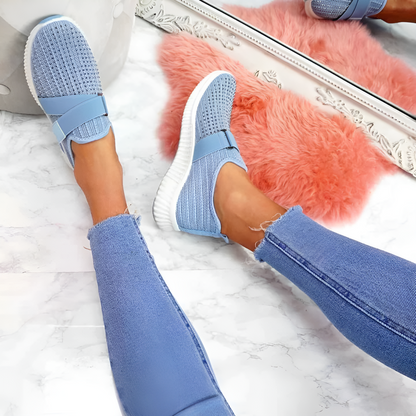 Adjustable T-strap Casual Flats