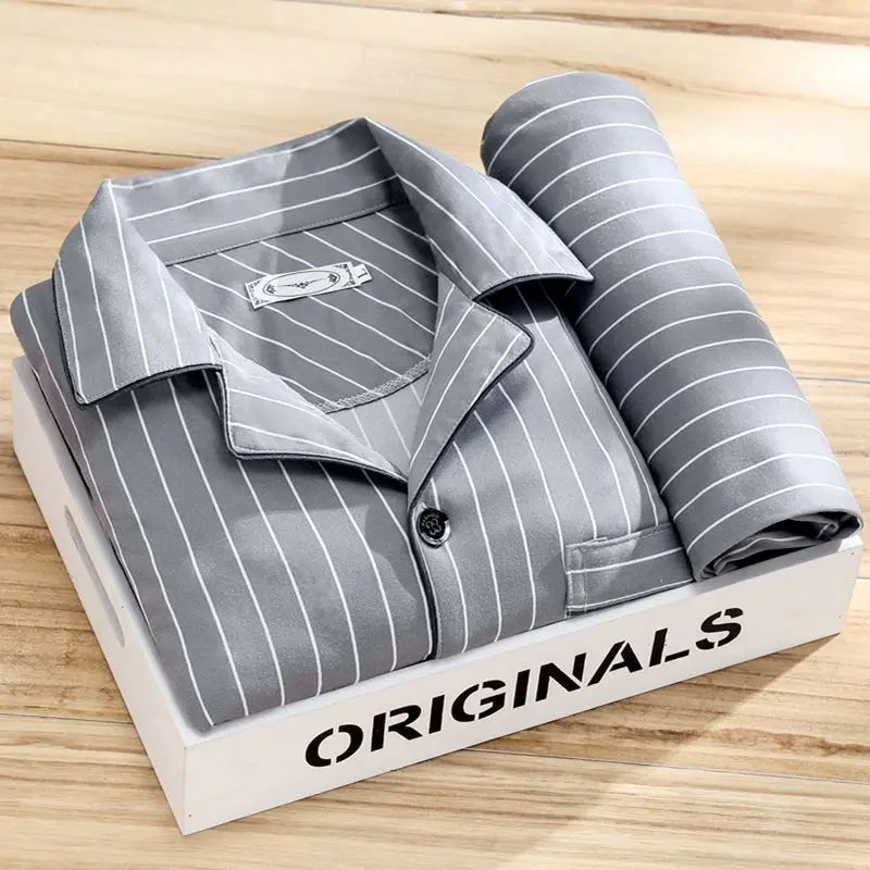 Pyjama set with shirt and button closure - Rex