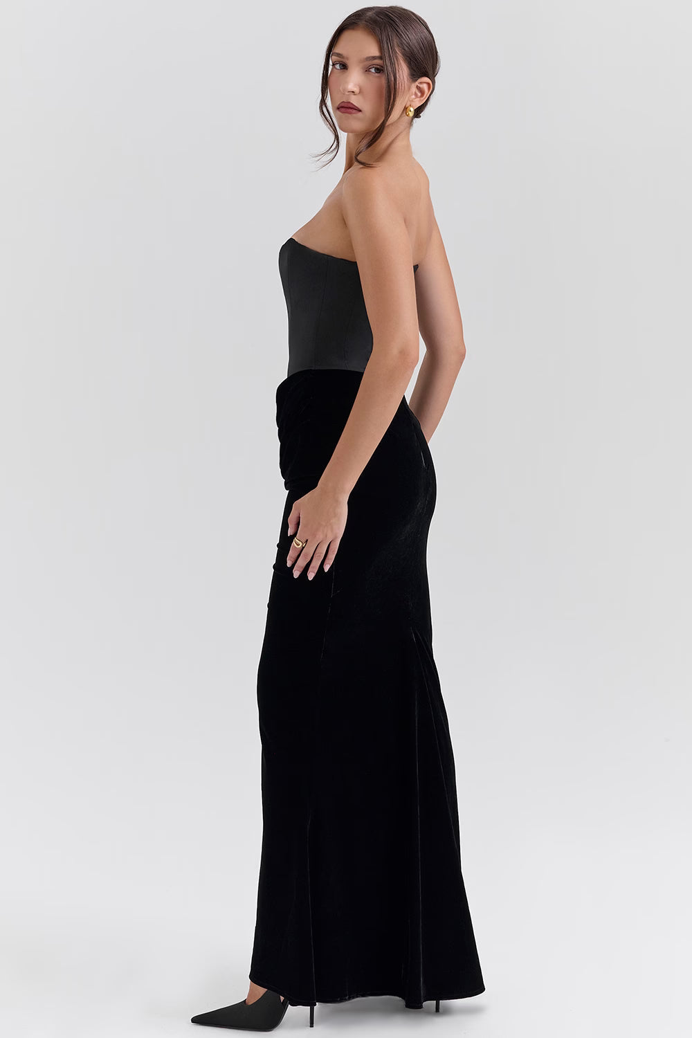 Ladies Elegant Strapless Maxi Dress with Long Skirt