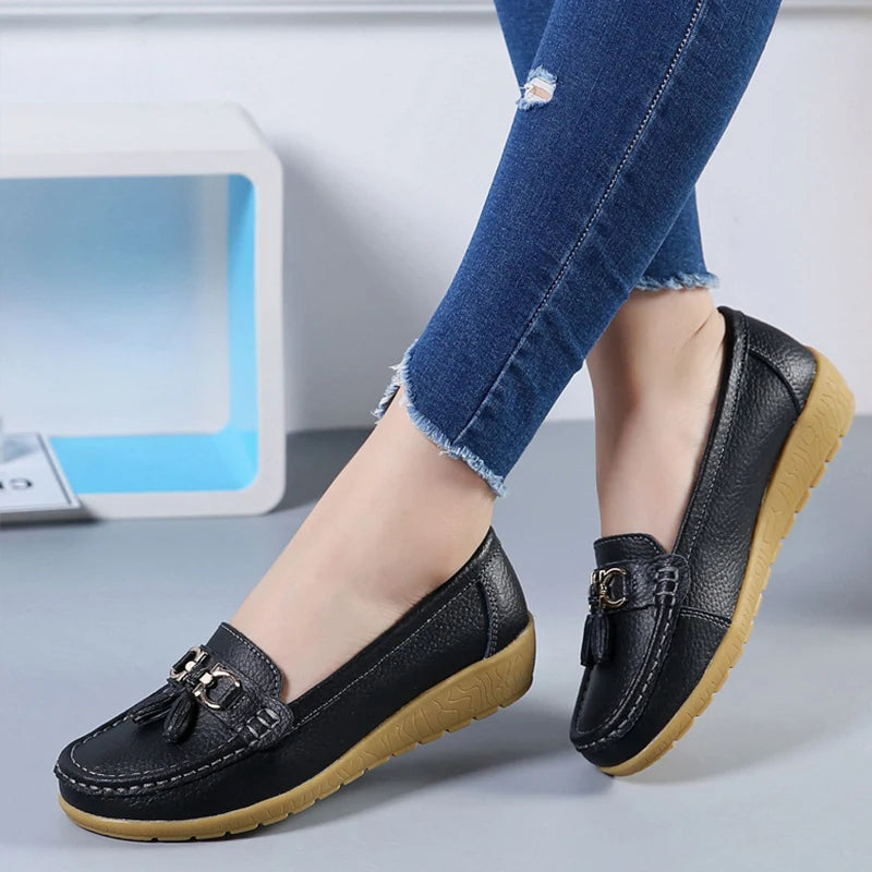 Leather Ballerina Flats with Cut-Out Design and Ultimate Comfort