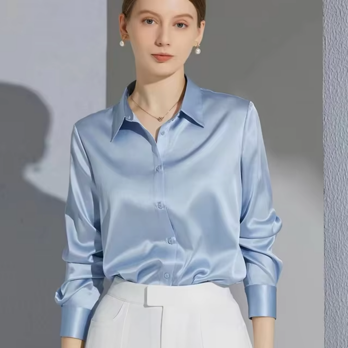 Women's Chic Long Sleeve Blouse for an Elegant Fit