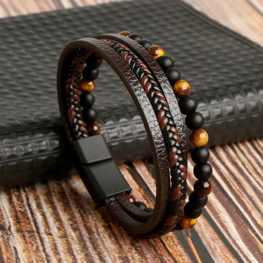 Herrenarmband aus mehreren Lederschichten und Steinperlen